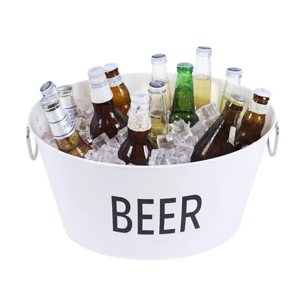 Liela cinkota dzērienu vanna