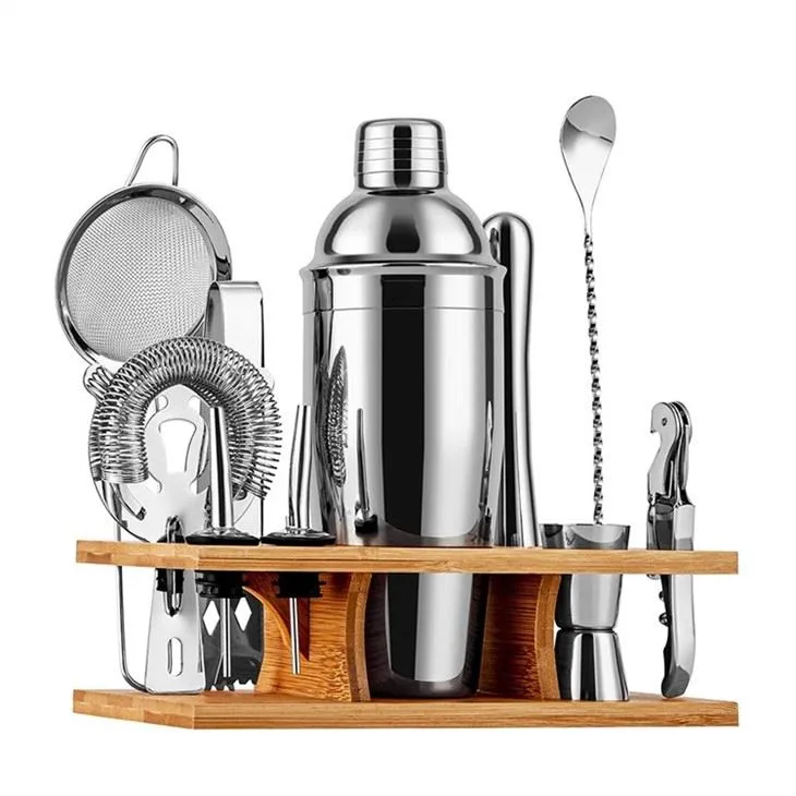 Sudraba džina tonika kokteiļu komplekts