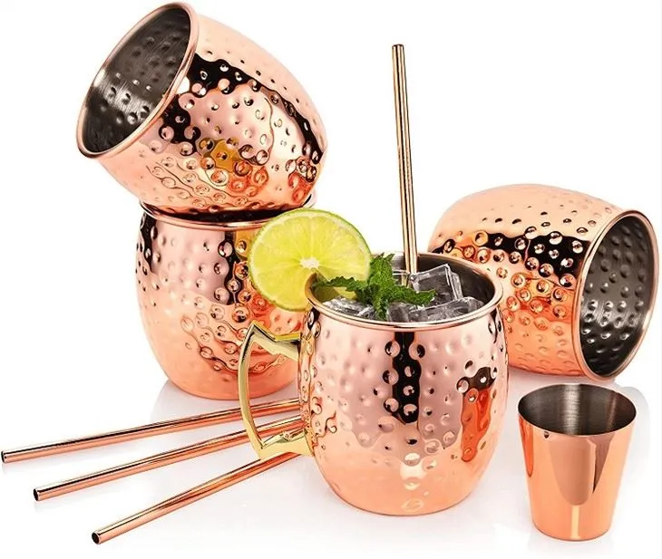 Nerūsējošā tērauda vara krūzes ar salmiņiem